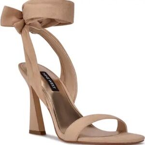 NEW Nine West Kelsie Ankle Tie Sandal (Women) Beige Size 8
